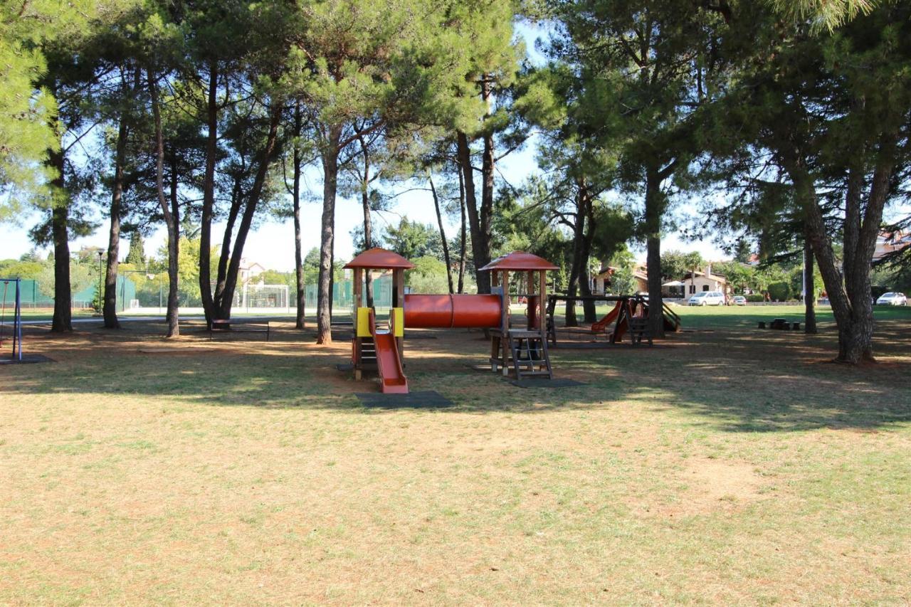 דירות Novigrad Istria Gianna A4+2 מראה חיצוני תמונה